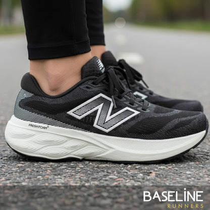 NEW BALANCE SHOE FRESH FOAM X 880v15 WN BLACK/SEA SALT/METALLIC (AW25)