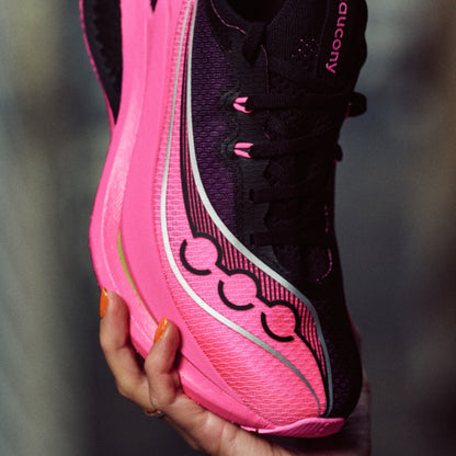 SAUCONY SHOE ENDORPHIN PRO 5 WN BLACK/SHOCK (SS26)