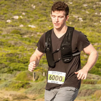 Civvio race number magnet being worn by a runner