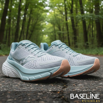 Cloud/Topaz Saucony running shoe 